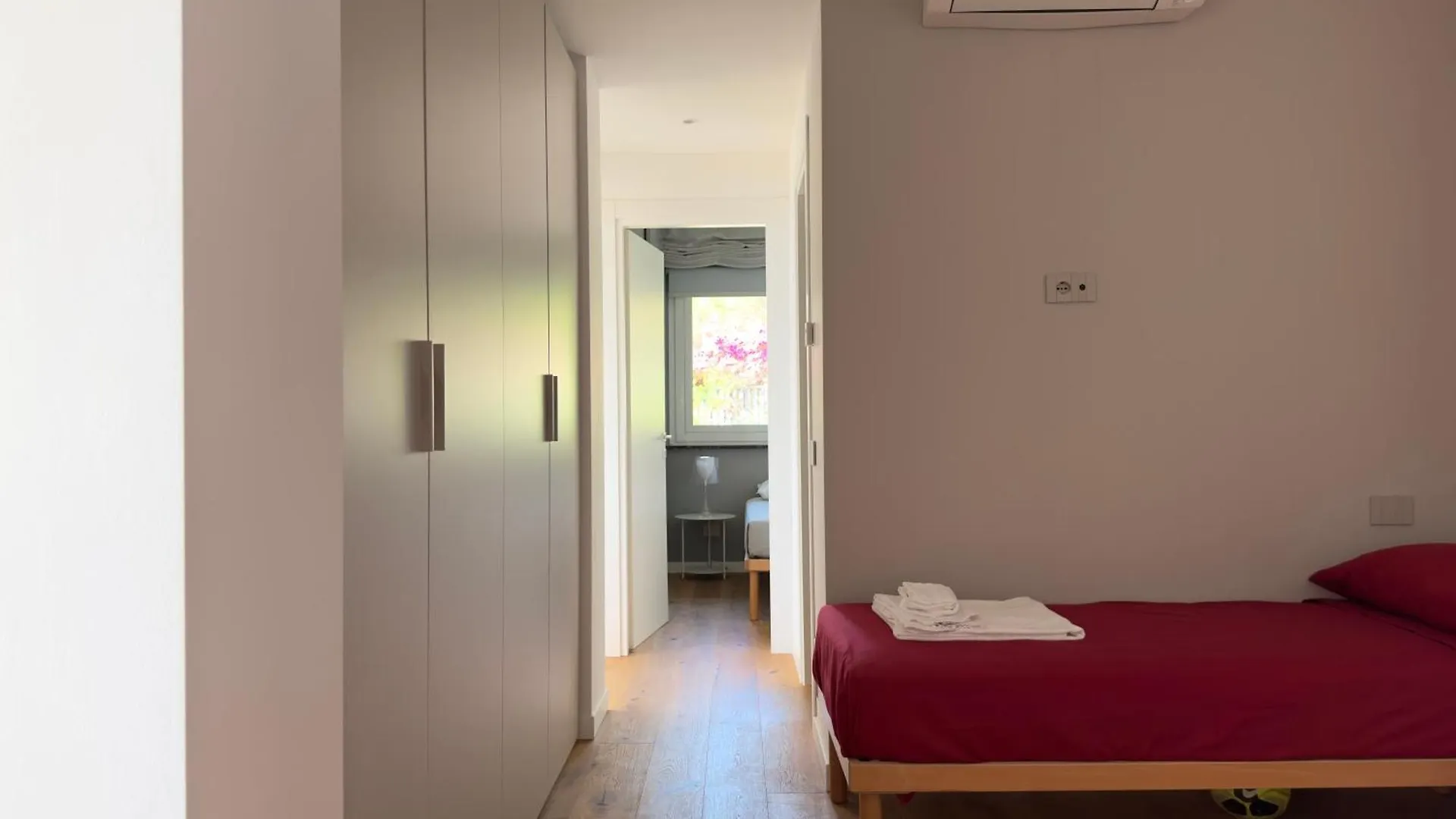 Elegant Modern And Bright Flat With Splendid Terrace Overlooking The Sea And Palmaria Island Modern Designer Interior Accommodates Up To Six People Porto Venere 0*,  Italy