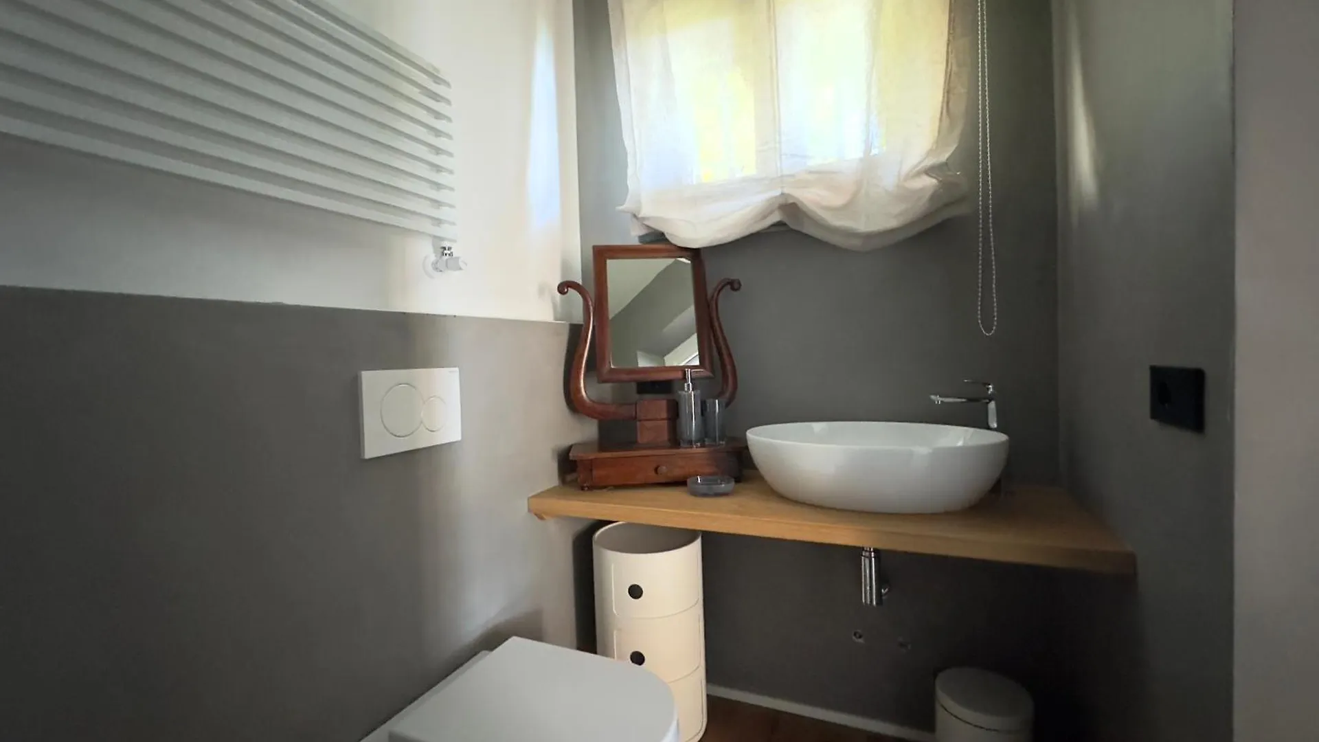 Elegant Modern And Bright Flat With Splendid Terrace Overlooking The Sea And Palmaria Island Modern Designer Interior Accommodates Up To Six People Porto Venere 0*,