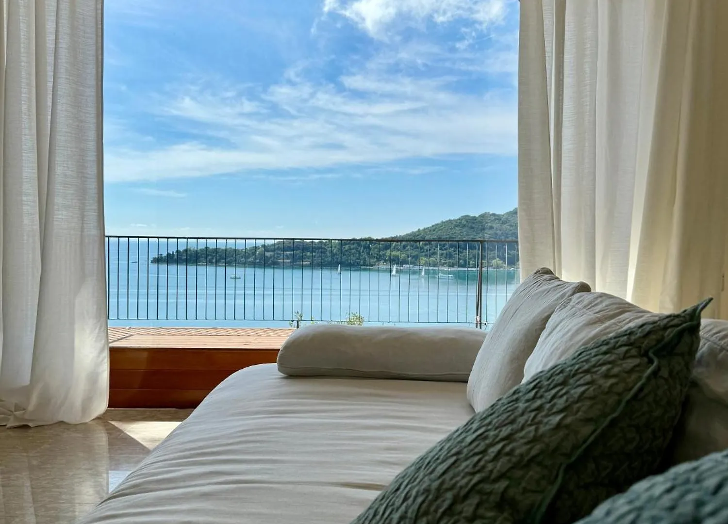 Apartment Elegant Modern And Bright Flat With Splendid Terrace Overlooking The Sea And Palmaria Island Modern Designer Interior Accommodates Up To Six People Porto Venere Italy