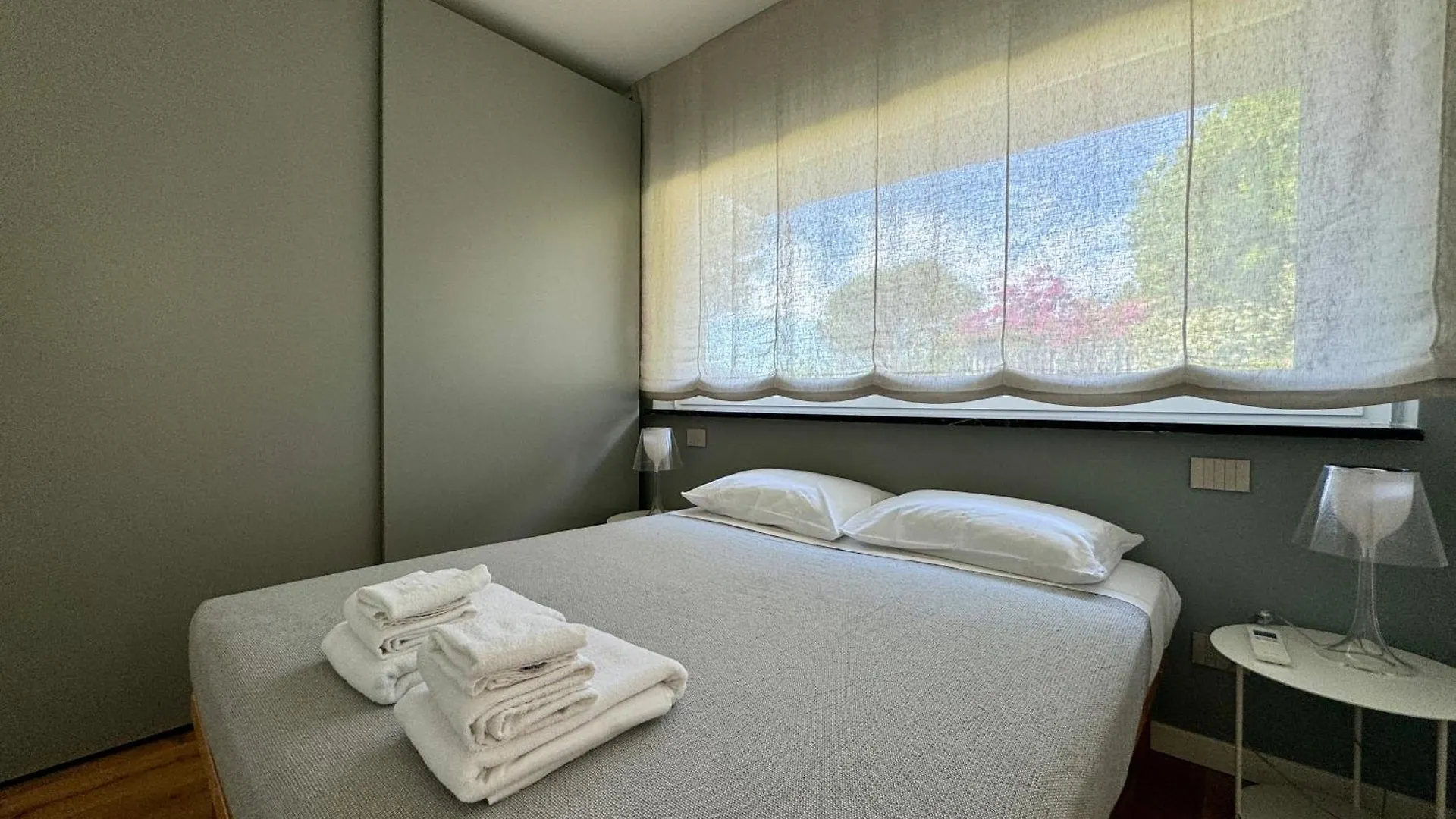 Elegant Modern And Bright Flat With Splendid Terrace Overlooking The Sea And Palmaria Island Modern Designer Interior Accommodates Up To Six People Porto Venere Apartment