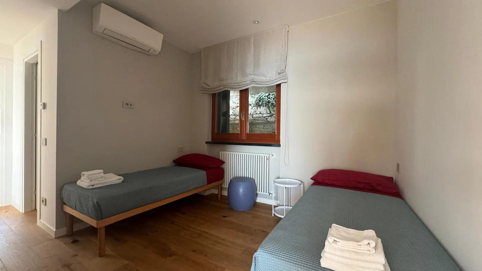 Apartment Elegant Modern And Bright Flat With Splendid Terrace Overlooking The Sea And Palmaria Island Modern Designer Interior Accommodates Up To Six People Porto Venere